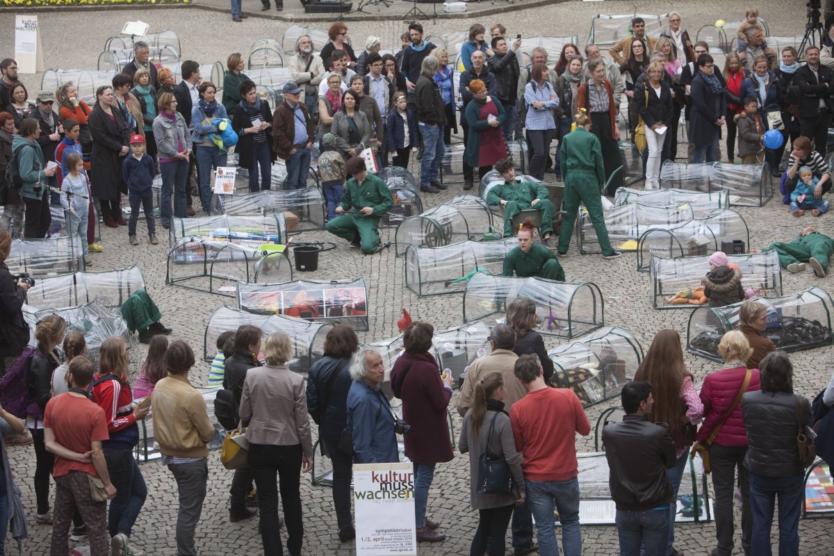 IG KiKK Symposium "Kultur muss wachsen/naj raste kultura" anlässlich des Schwerpunktjahres für freie Kulturinitiativen 2016 im Landhaushof.
